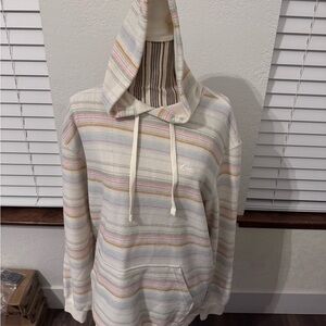 Quiksilver Cream Hoodie with Subtle Accents